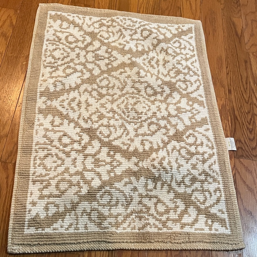 ⚠️ 5/25$ Threshold textured floor rug/bath mat